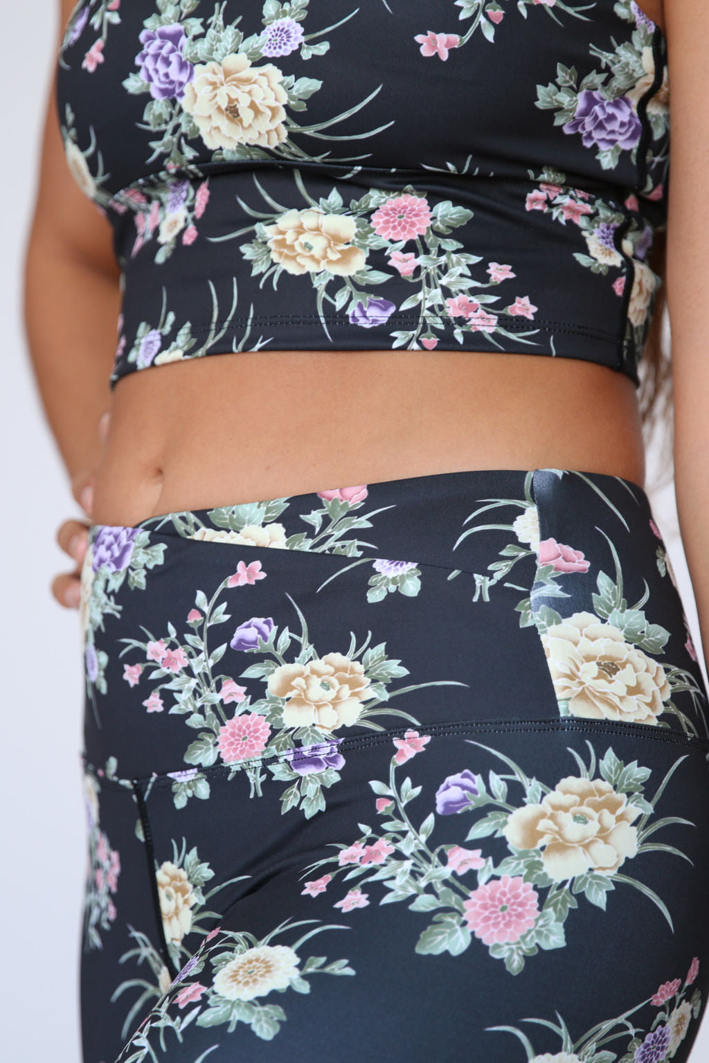 Leggings - Crossroads